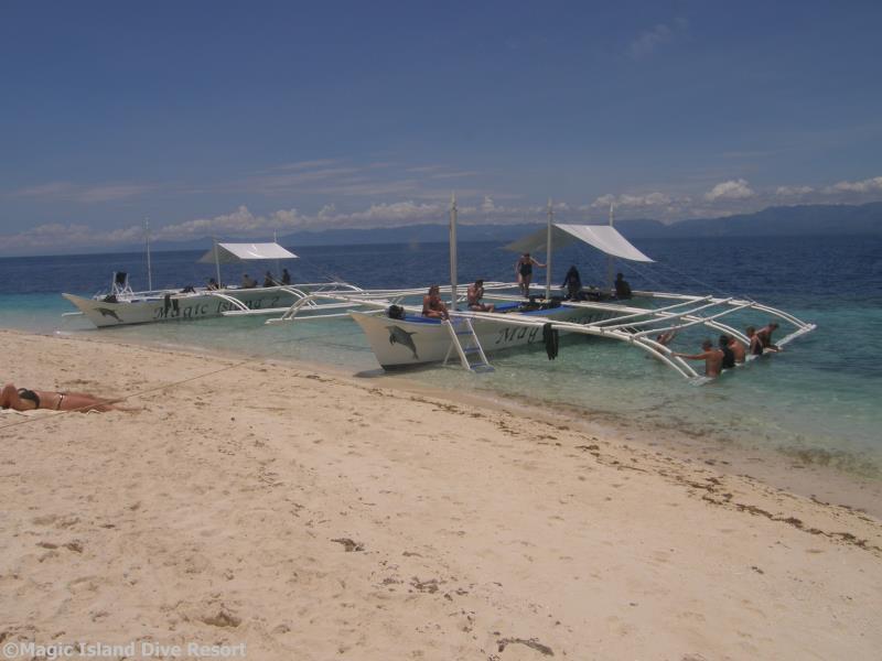 Magic Island Dive Resort Moalboal Exterior foto